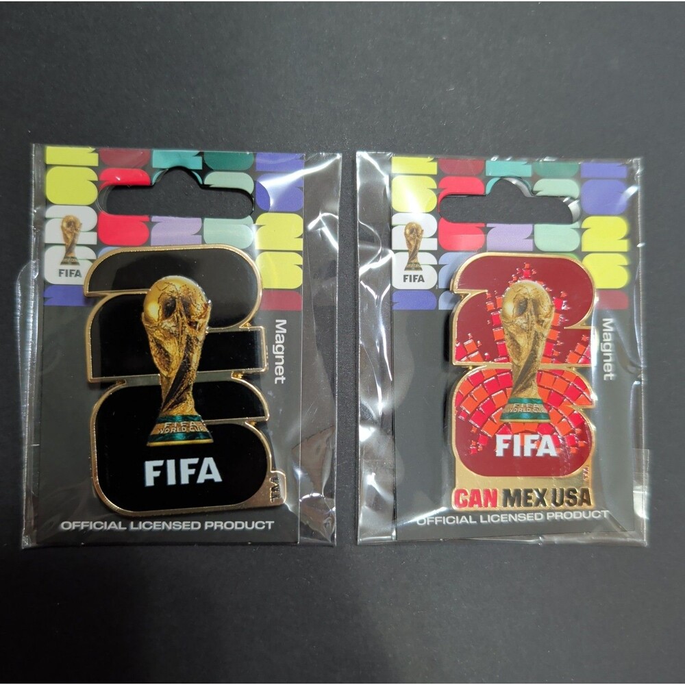 FIFA 2026 World Cup Magnet USA Official Licensed Soccer LOT OF 2  Blue & Red